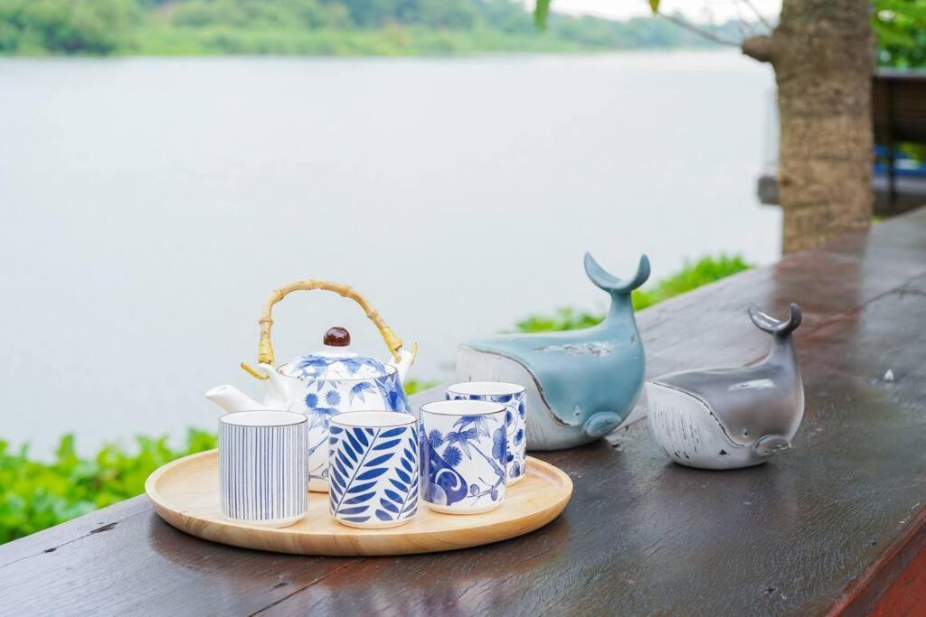 Whales Come To The River - Riverside - 3 Rooms On 2Nd Floor Ban Bang Phli Nua Exterior foto