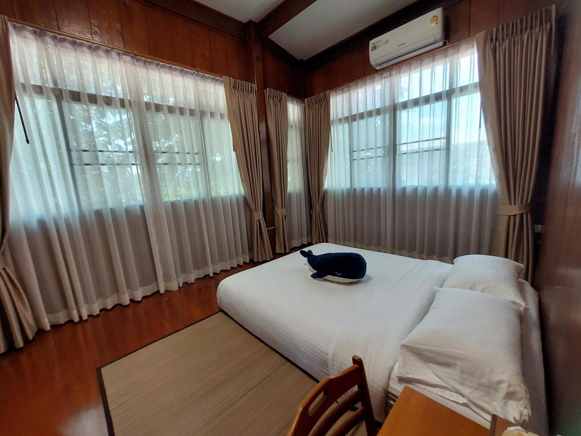 Whales Come To The River - Riverside - 3 Rooms On 2Nd Floor Ban Bang Phli Nua Exterior foto