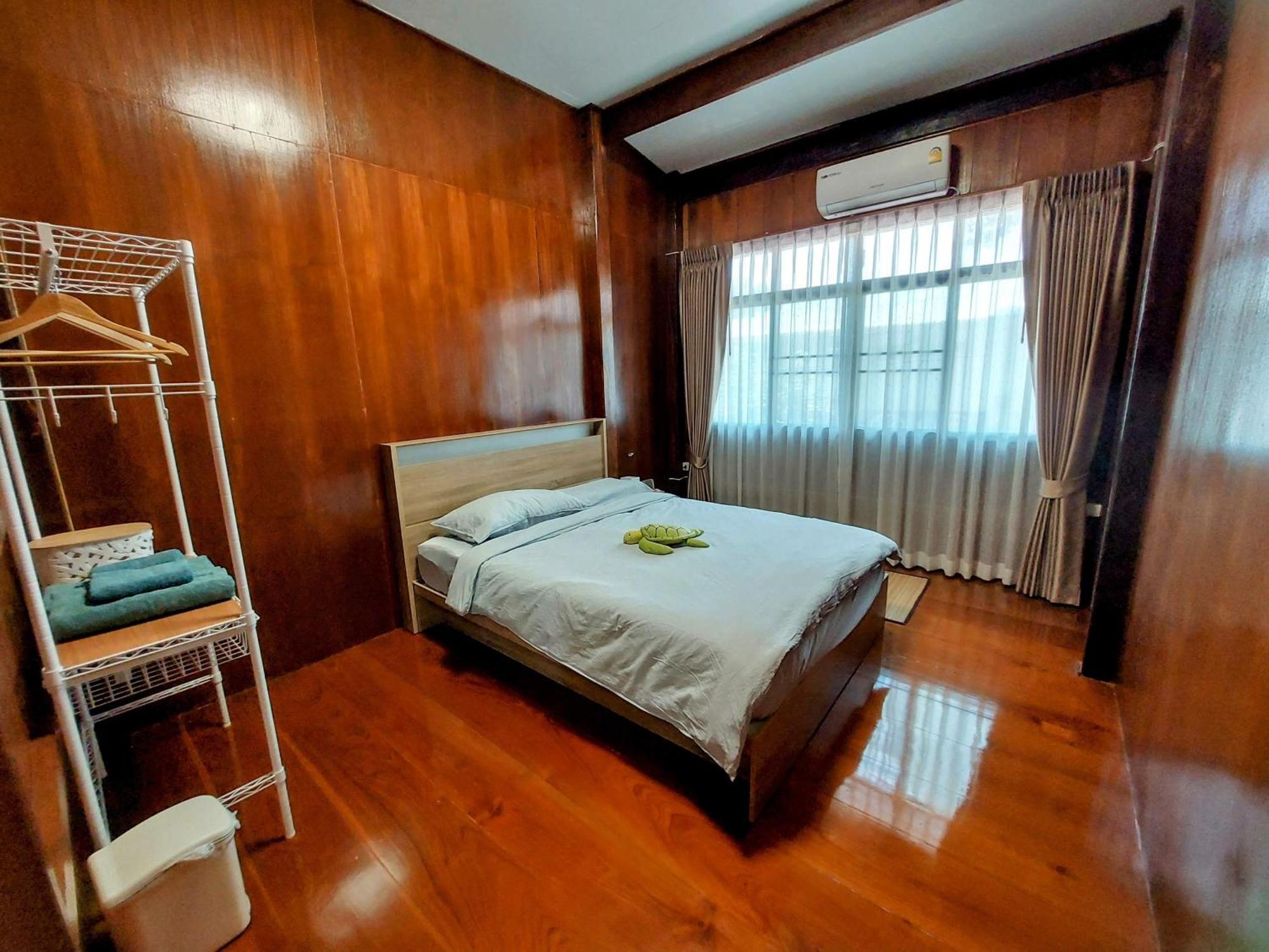Whales Come To The River - Riverside - 3 Rooms On 2Nd Floor Ban Bang Phli Nua Exterior foto